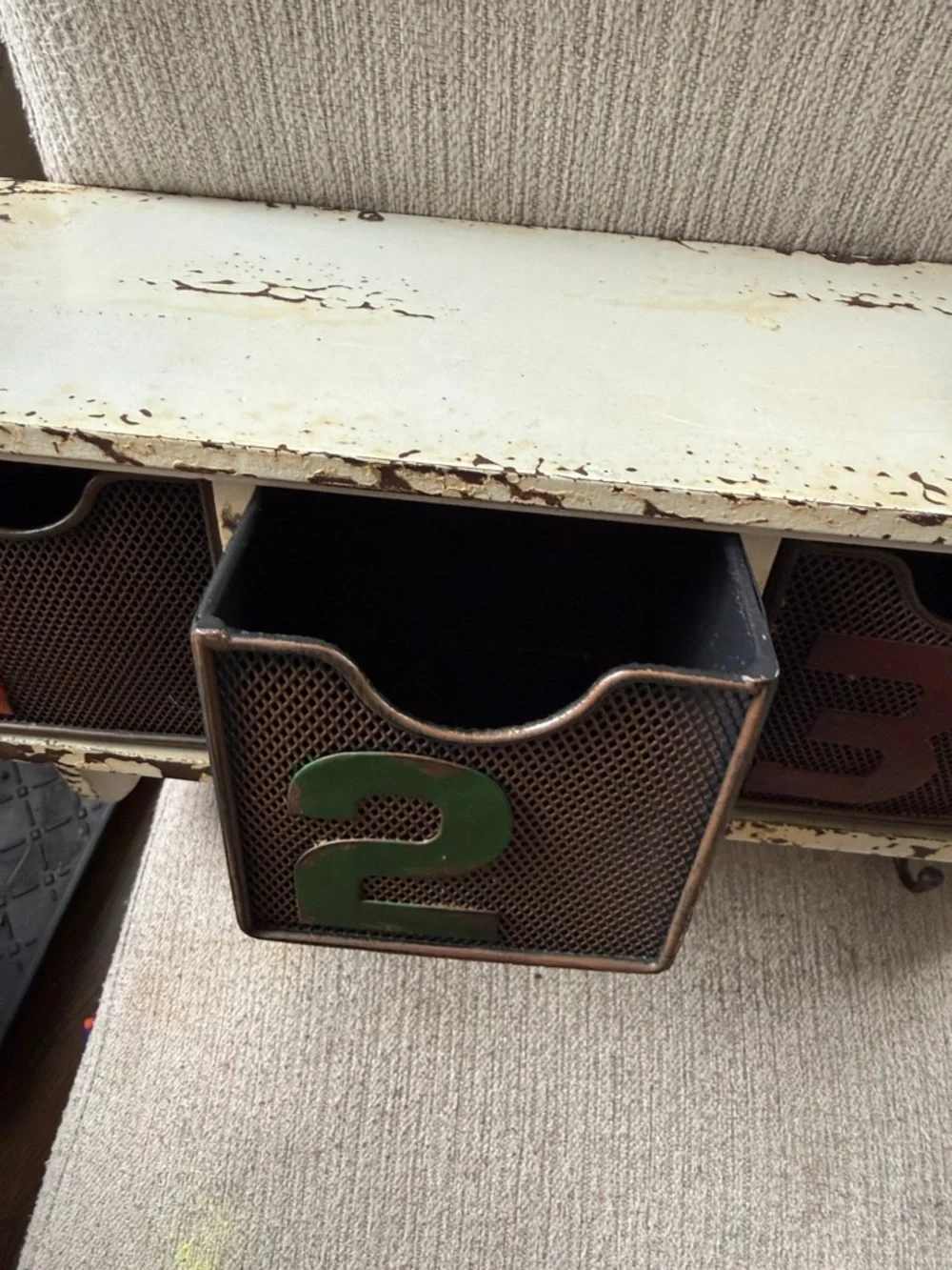 Rustic hanging shelf - Picture 4 of 7